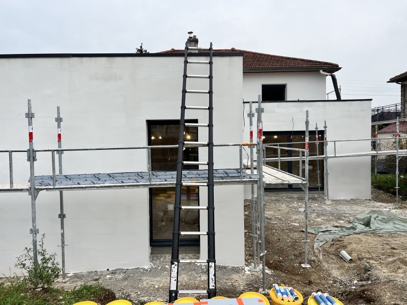 Travaux de terrassement sur 52 m³ avec fondations en béton armé et dallage dosé à 350 kg/m³ à Villeurbanne dans le Rhône
