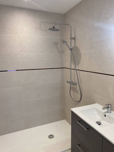 Salle de bain rénovation à Feyzin