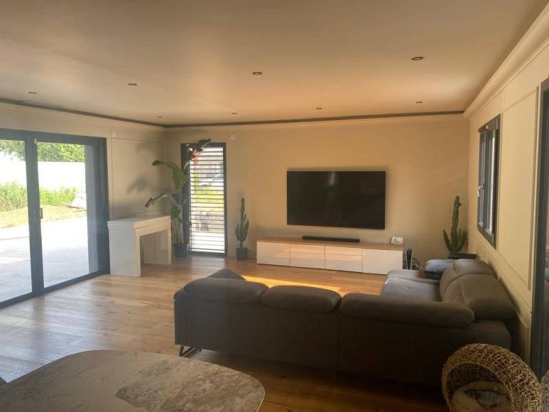 Salon création vérandas, parquet, peinture, électricité à Lyon