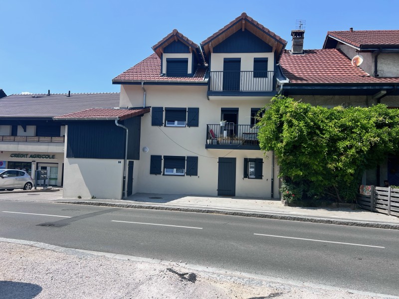 Rénovation intérieure d'un bâtiment aux Monts d'Or : Un projet alliant modernité et authenticité